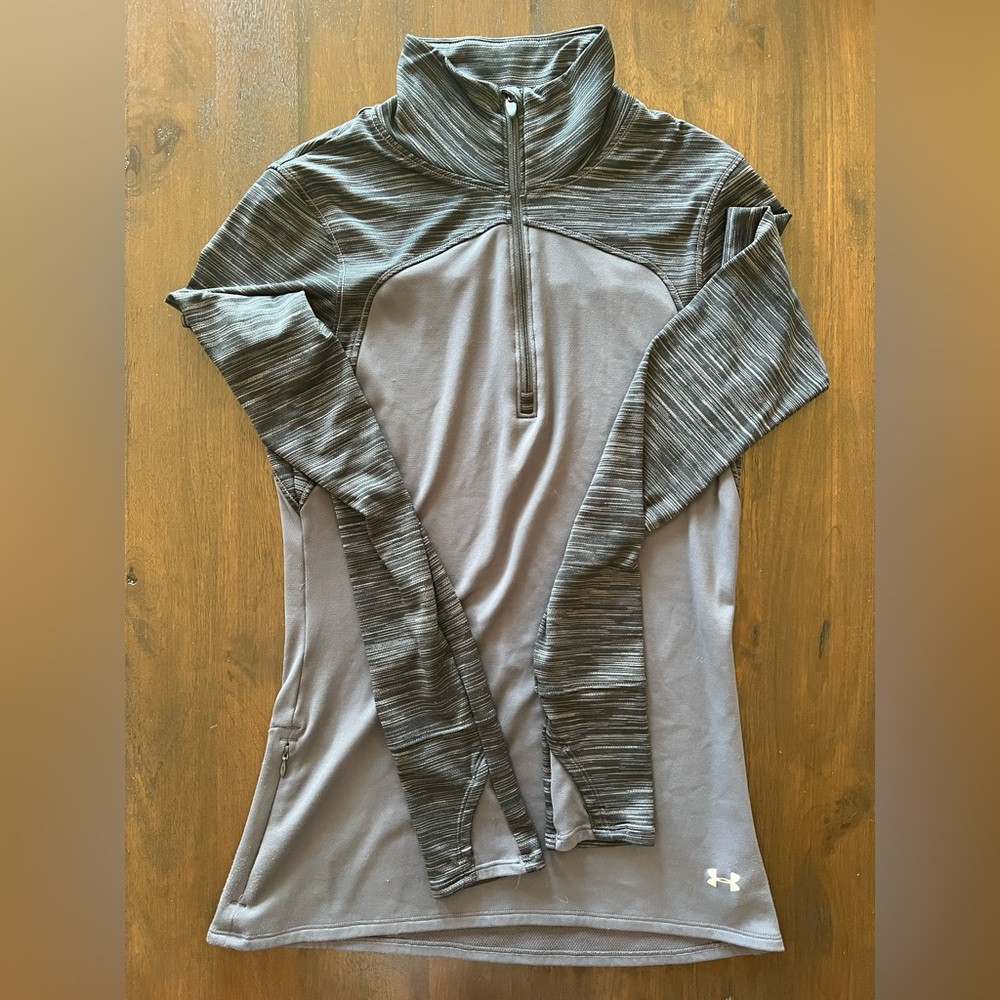 Under Armour Women's COLDGEAR Fitted 1/2 Zip Pullover Top -M
